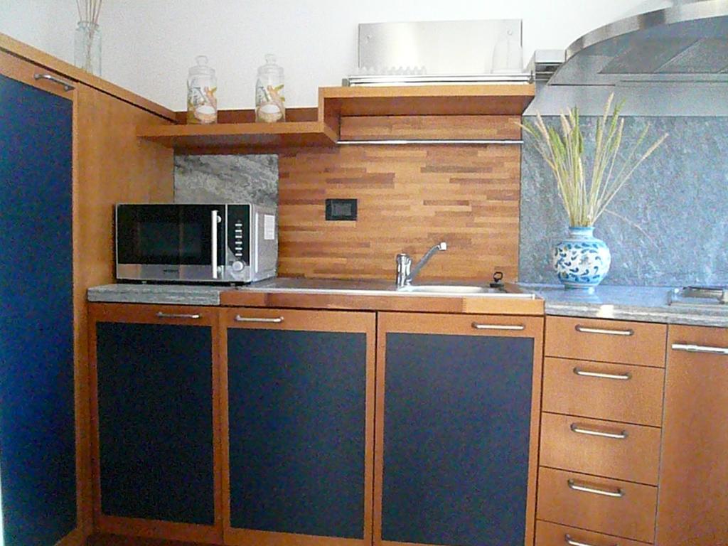 Casa Beatrice Apartment Oliveto Lario Room photo